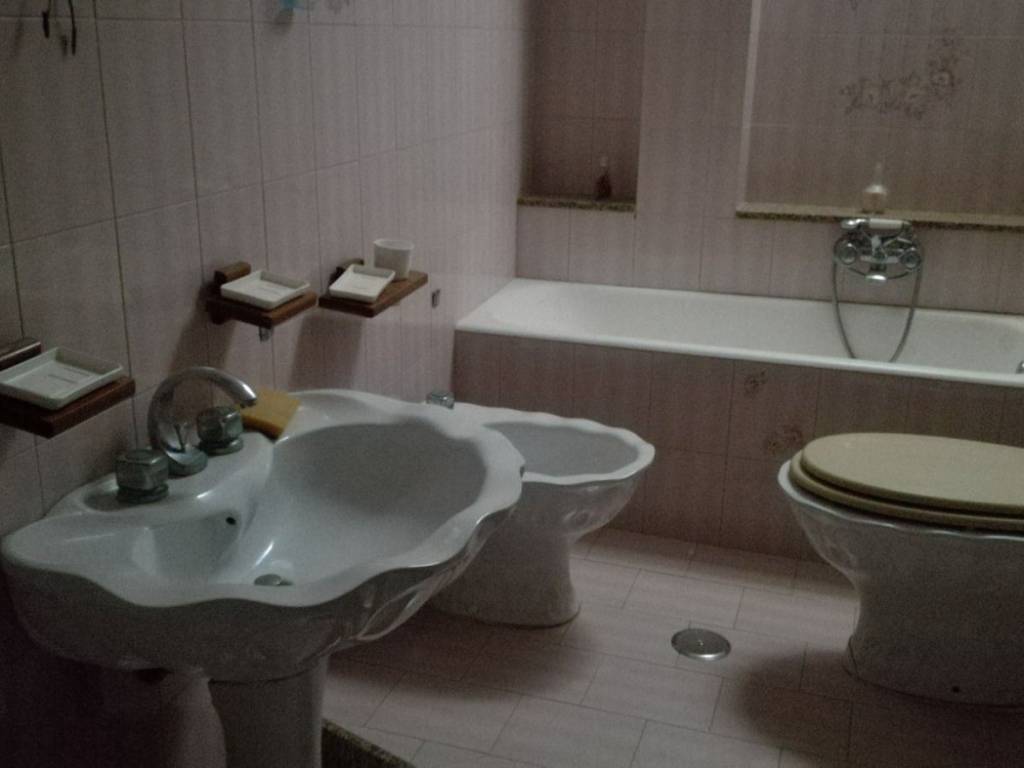 Casa indipendente a Acquaviva delle fonti in Via Donato Consiglio - Foto 4