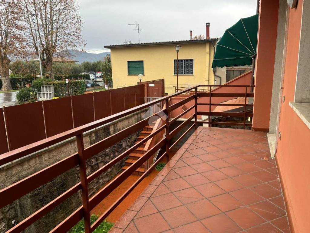 Appartamento a Ponte buggianese in Via delle serre - Foto 2
