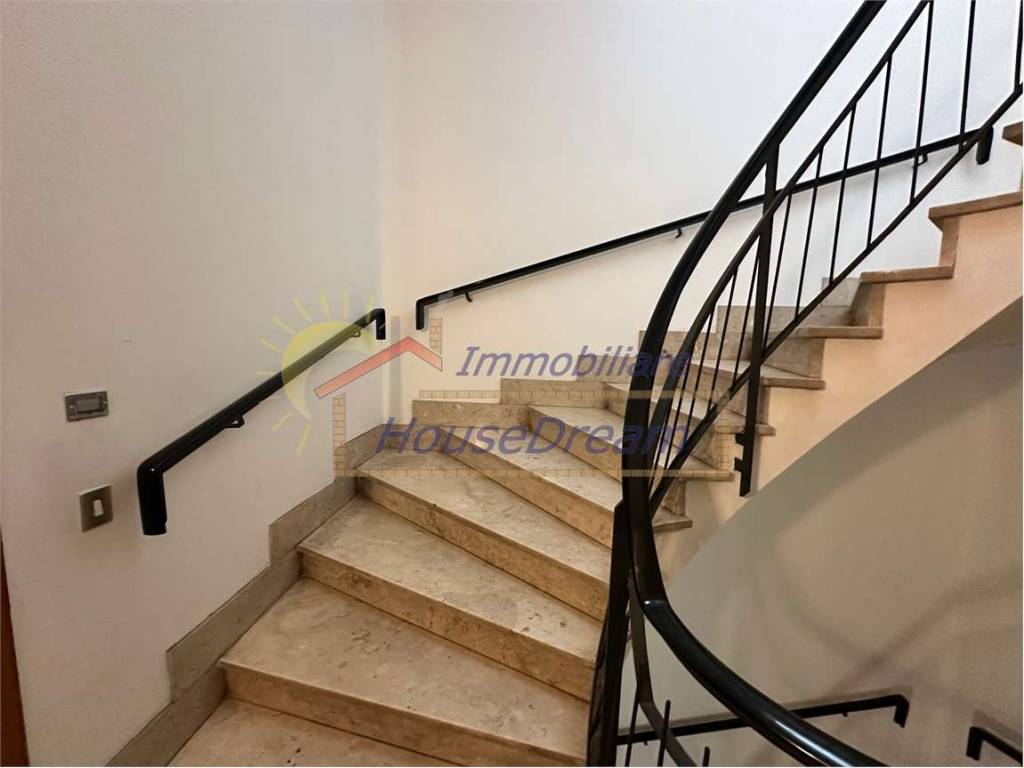 Appartamento a Oleggio in Via Verjus, 11 - Foto 4