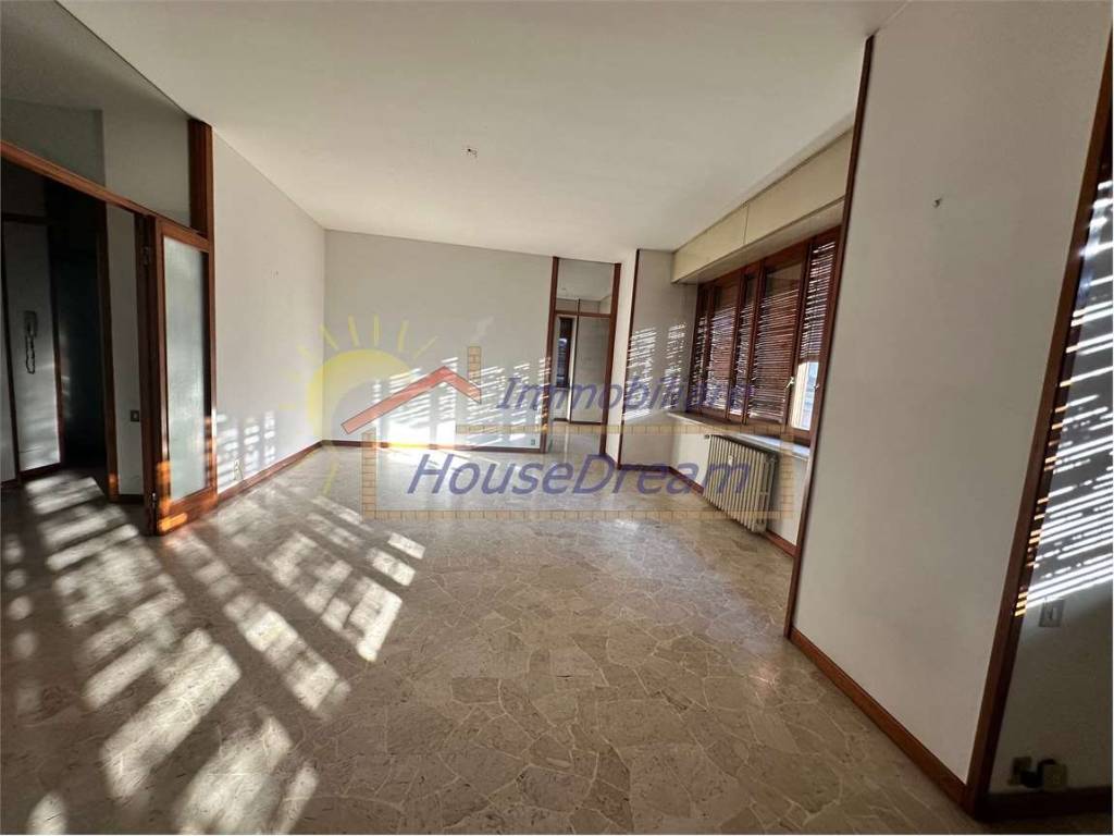 Appartamento a Oleggio in Via Verjus, 11 - Foto 5