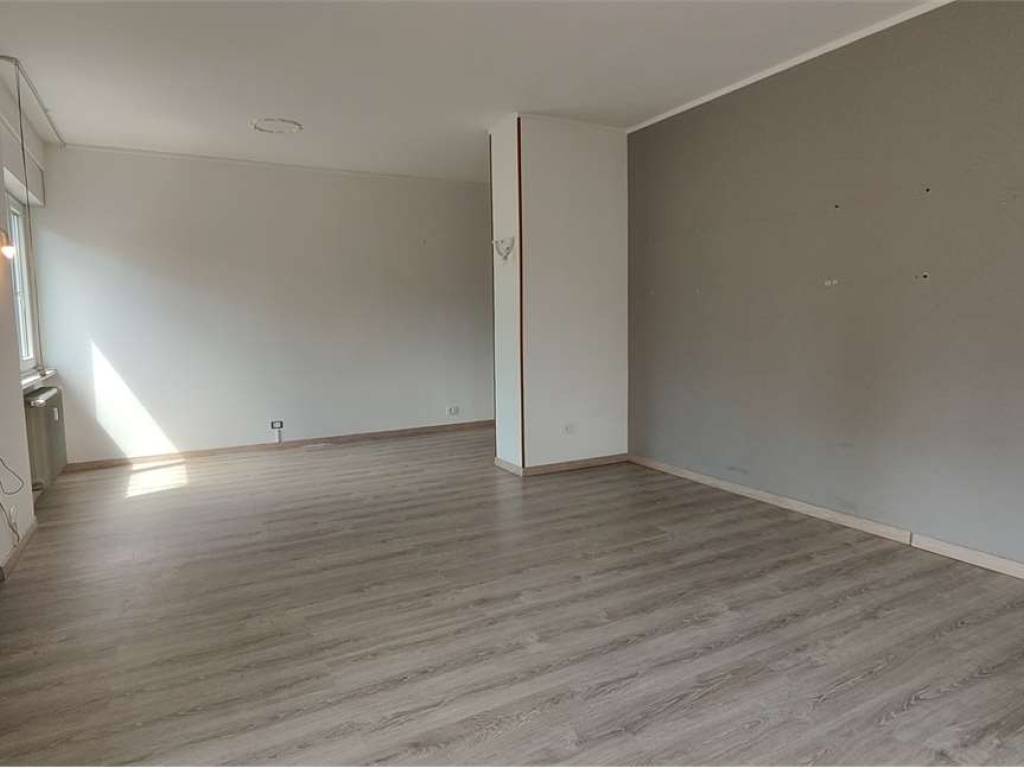 Appartamento a Rovereto in VIA PAOLI, 150 - Foto 3