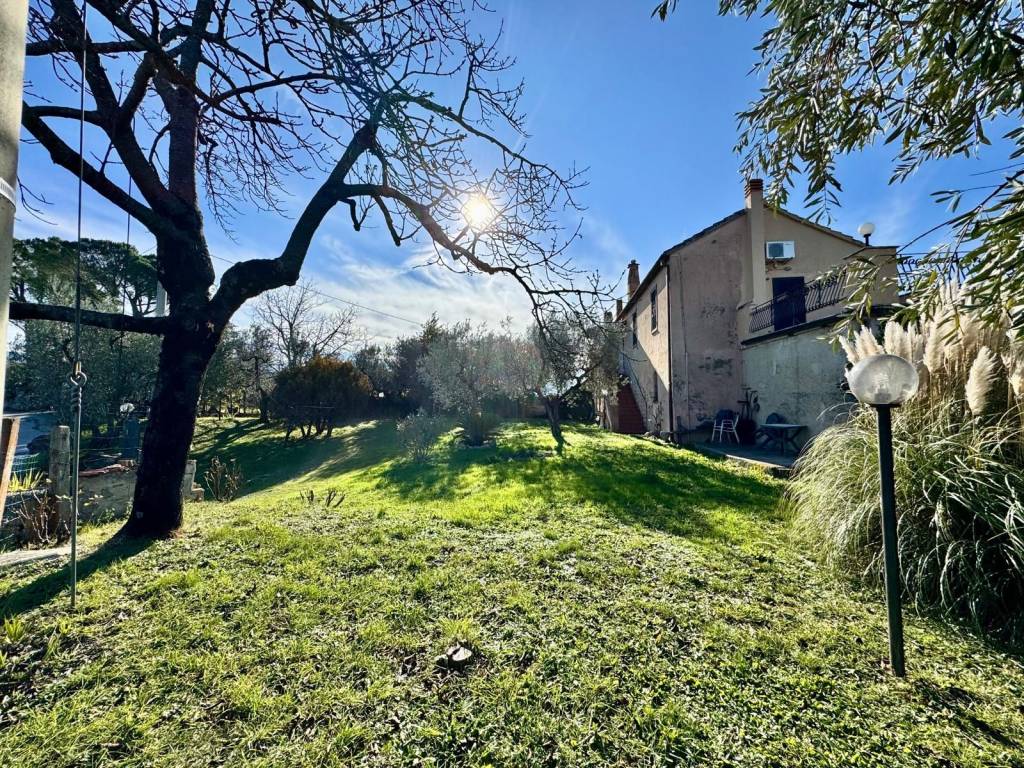 Appartamento a Monteleone sabino in Via delle Pietre Piane - Foto 2