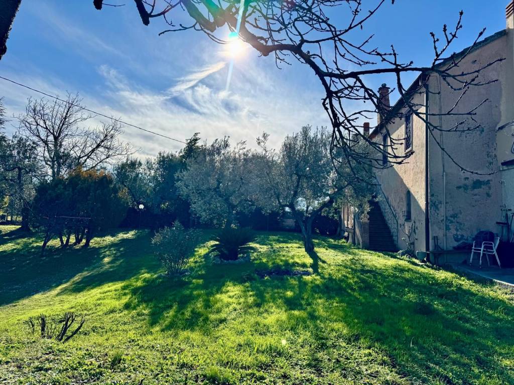 Appartamento a Monteleone sabino in Via delle Pietre Piane - Foto 3