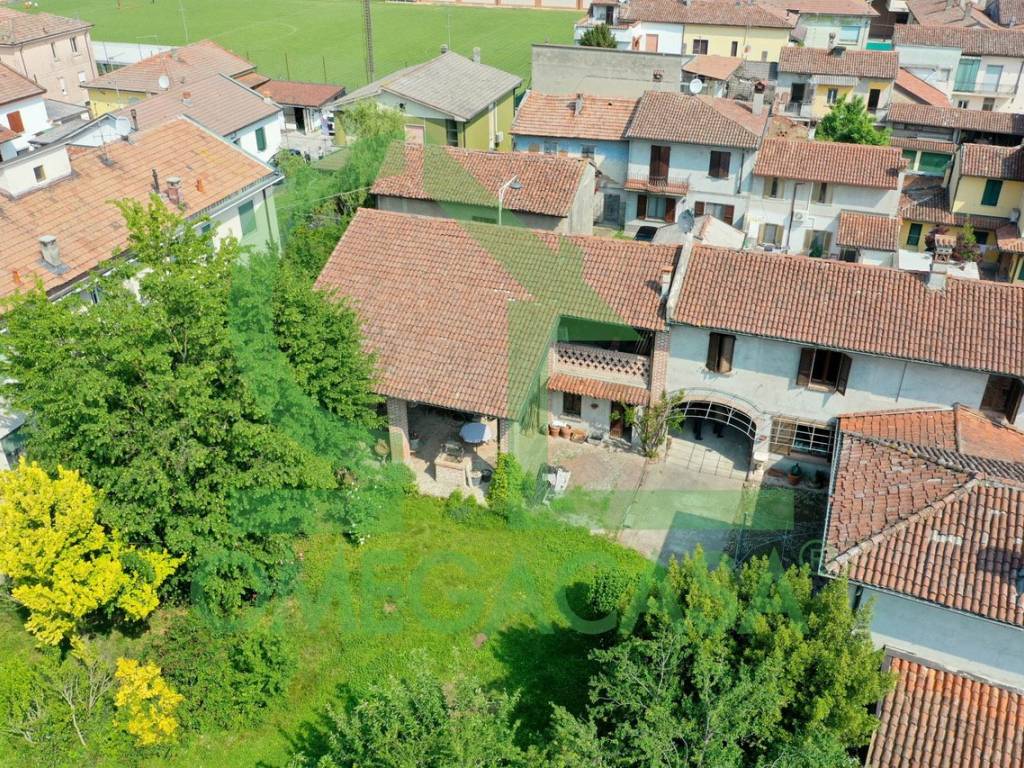 Rustico / casale a Castiglione d'adda in Via delle Rose - Foto 3