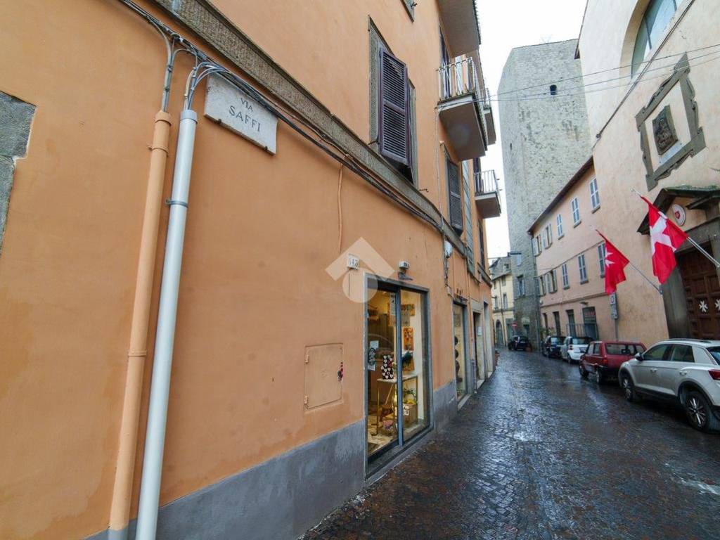 Appartamento a Viterbo in VIA Aurelio Saffi, 120 - Foto 2
