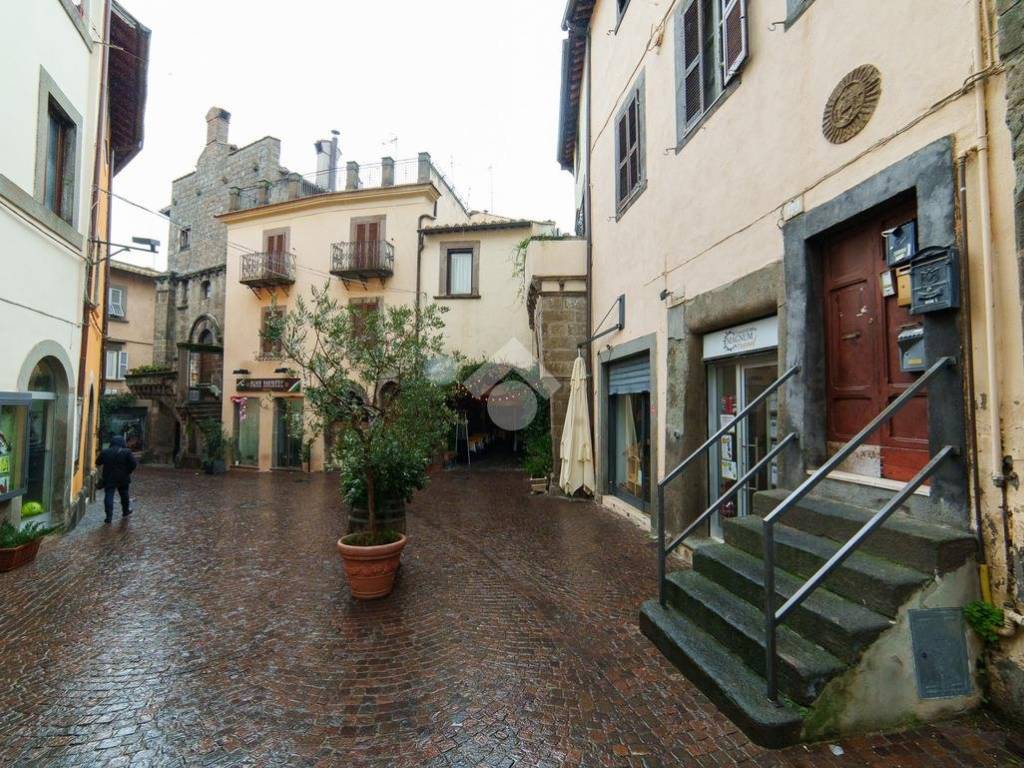 Appartamento a Viterbo in VIA Aurelio Saffi, 120 - Foto 3