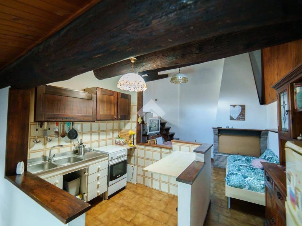 Appartamento a Viterbo in VIA Aurelio Saffi, 120 - Foto 4