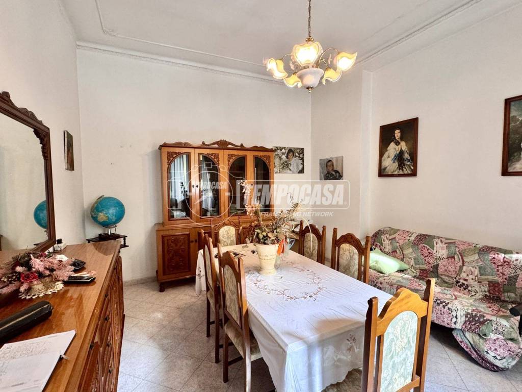 Casa indipendente a Capurso in Via Pietro Nenni - Foto 5