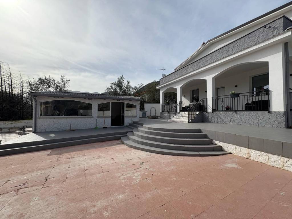 Villa a Carini in Via Enrico Berlinguer - Foto 3