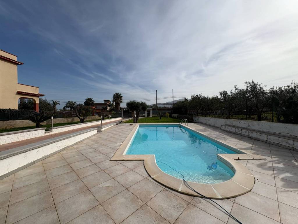 Villa a Carini in Via Enrico Berlinguer - Foto 5