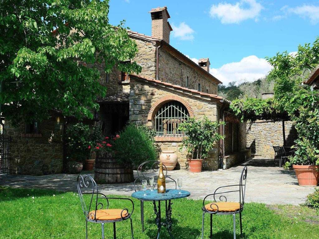 Rustico / casale a Cortona in Via Fausto Coppi, 11 - Foto 2