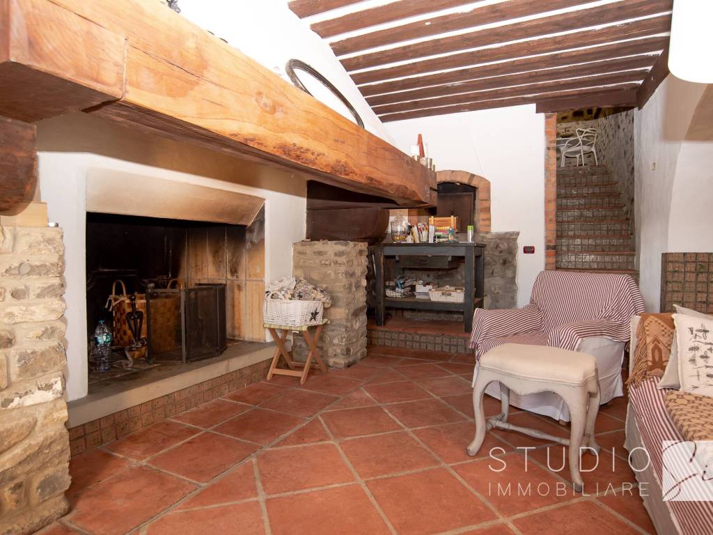 Rustico / casale a Pistoia in Via dei Ciuti - Foto 2