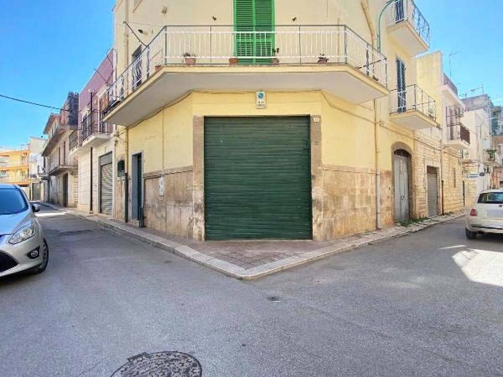 Palazzo / stabile a Terlizzi in Via P. Mancini - Foto 2