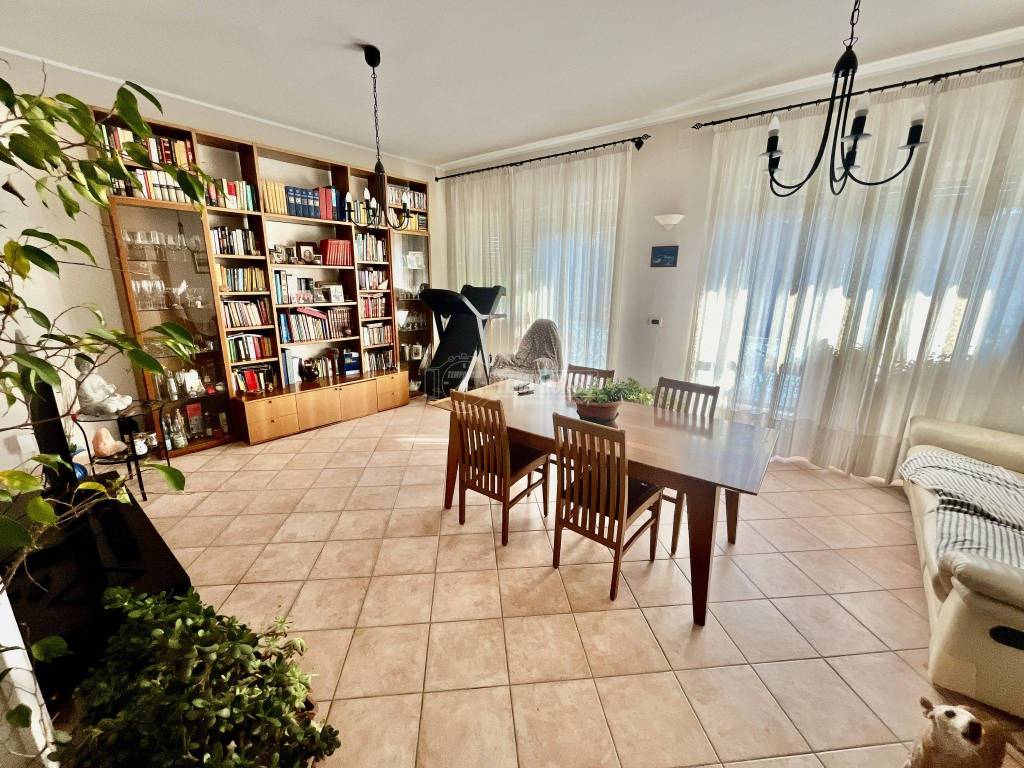 Appartamento a Pescara in Via Enzo Ferrari - Foto 5