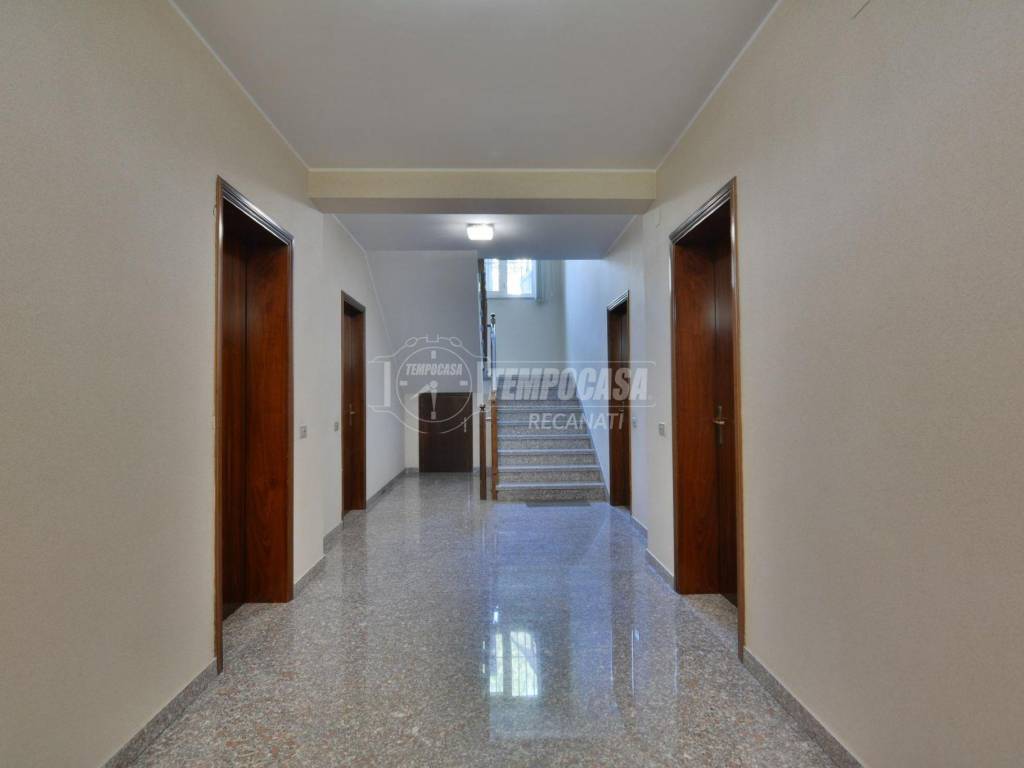 Attico / mansarda a Montecassiano in Via Giuseppe Ungaretti, 1 - Foto 2