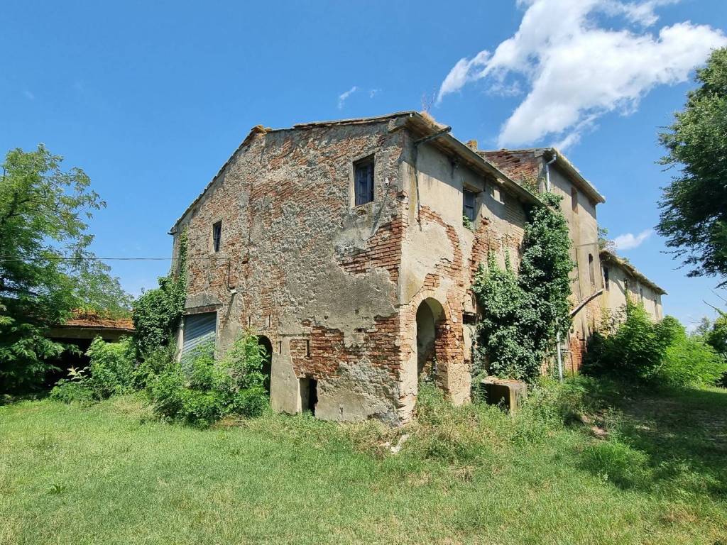 Rustico / casale a Collesalvetti in Via di Rimazzano - Foto 2