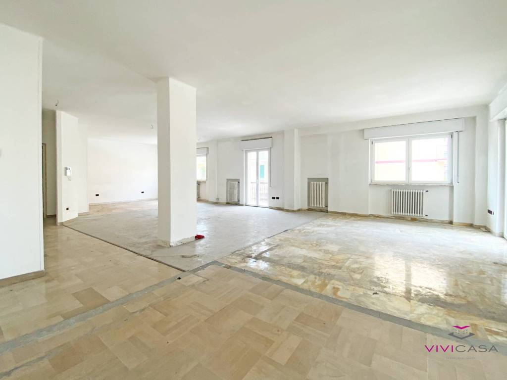 Appartamento a Putignano in Viale Cavalieri di Malta, 26 - Foto 2
