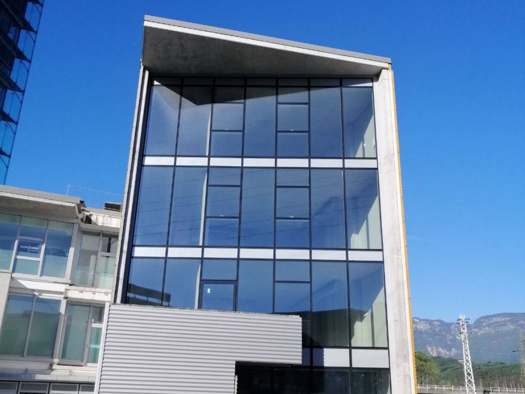 Palazzo / stabile a Bolzano in Via Giuseppe Di Vittorio - Foto 3