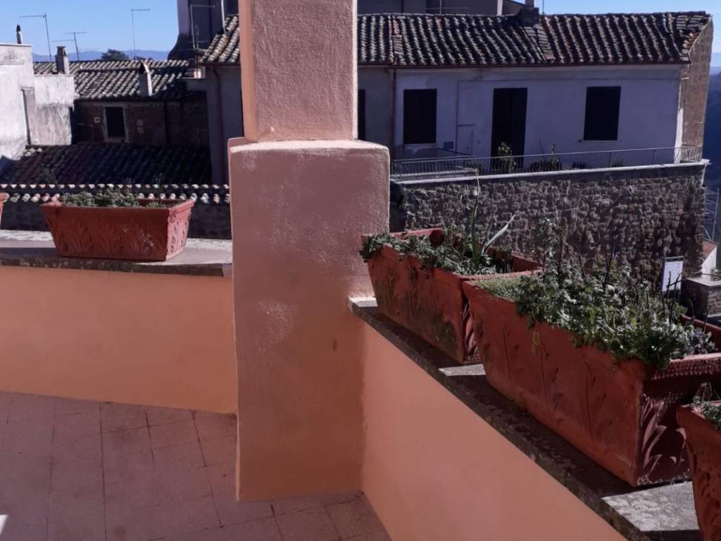 Appartamento a Castel sant'elia in Piazza Margherita - Foto 2