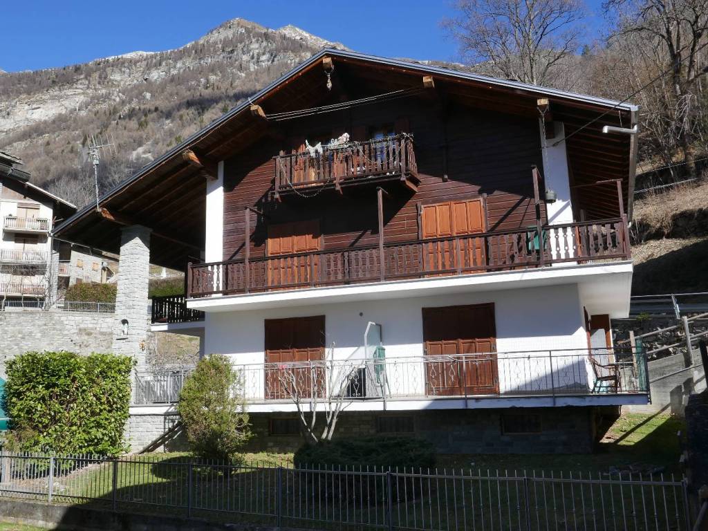 Villa a Gaby - Foto 2