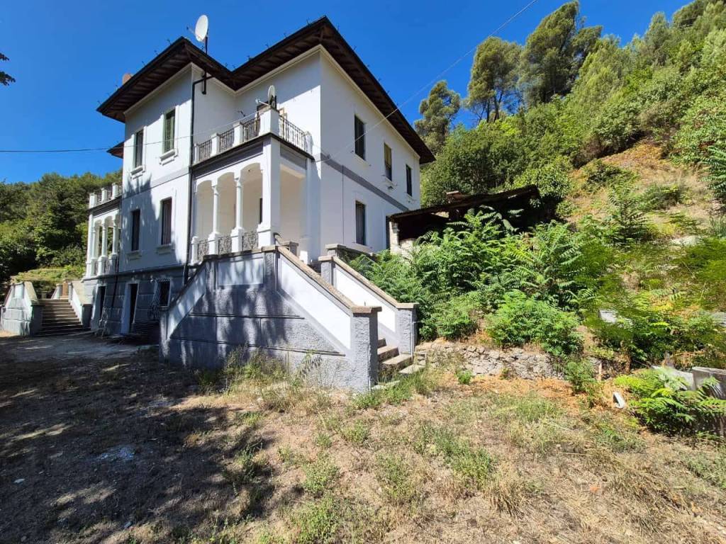 Villa a Bussi sul tirino in Via Stazione, 2 - Foto 2