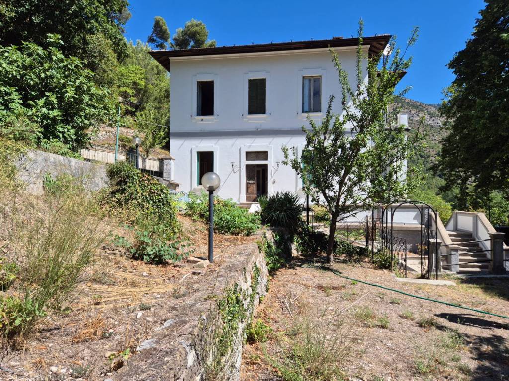 Villa a Bussi sul tirino in Via Stazione, 2 - Foto 3