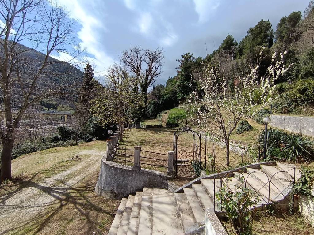 Villa a Bussi sul tirino in Via Stazione, 2 - Foto 4