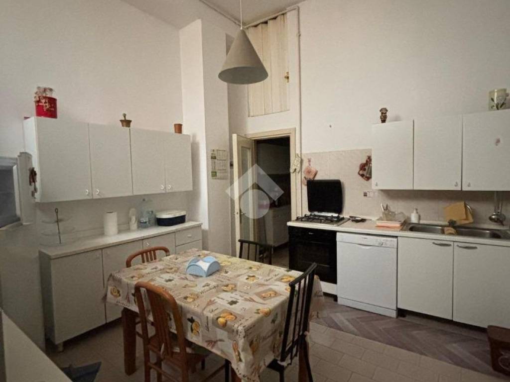 Casa indipendente a Cassano delle murge in Piazza galileo galilei, 18 - Foto 4
