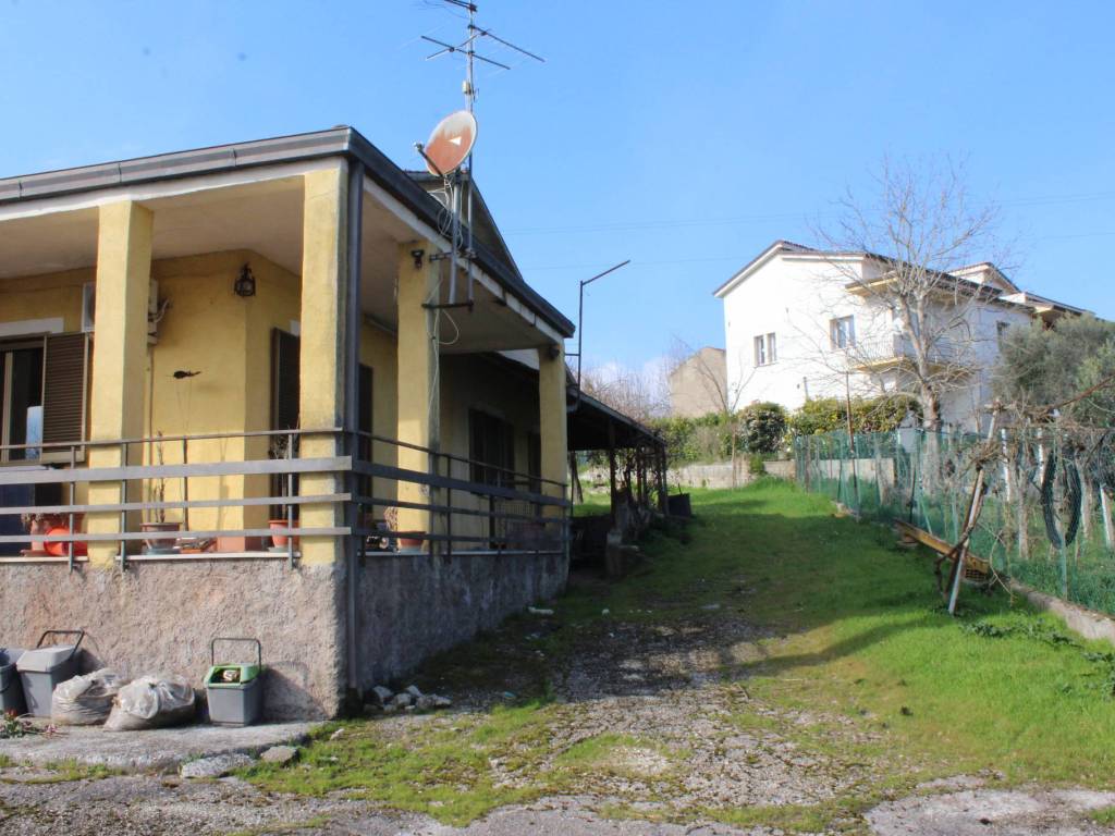Casa indipendente a Cassino in Via Mandrine - Foto 2