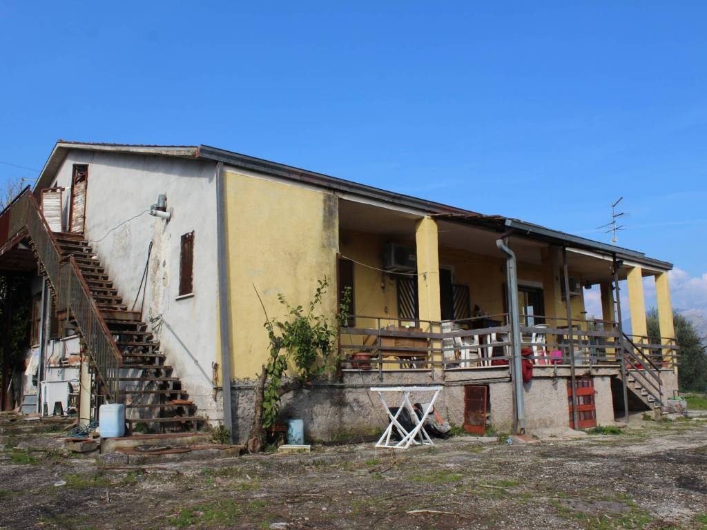 Casa indipendente a Cassino in Via Mandrine - Foto 3