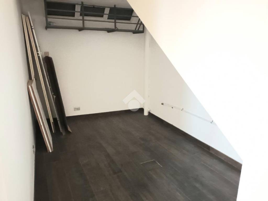 Appartamento a Bari in PIAZZA DON DEMETRIO MAGRINI, 4 - Foto 5