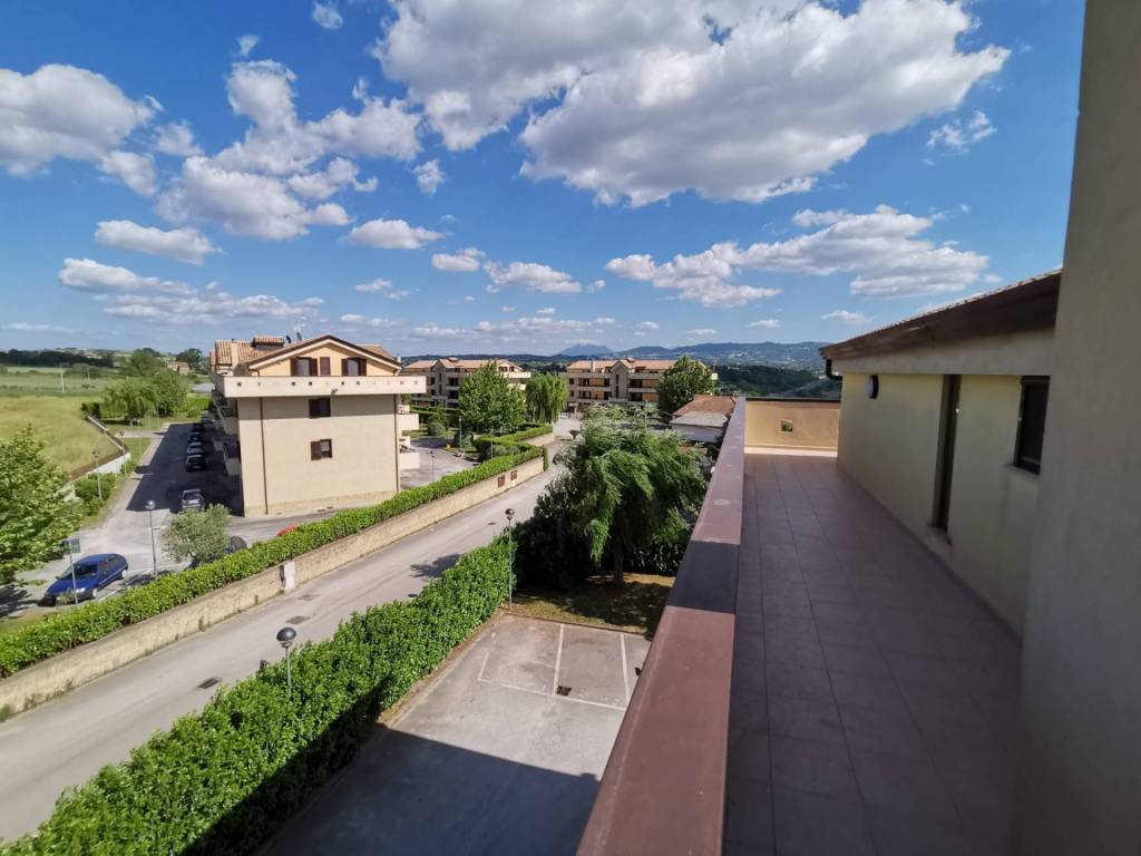 Appartamento a Benevento in Via Raffaele Viviani - Foto 3