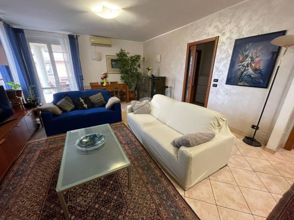 Appartamento a Valenza in Corso Giacomo Matteotti, 111 - Foto 2