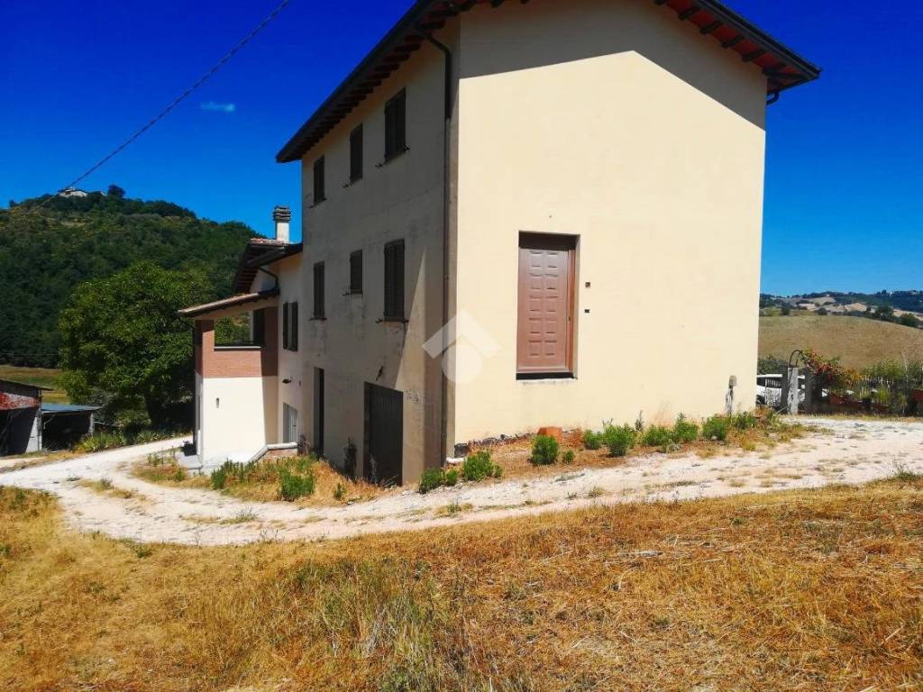 Terreno a Nocera umbra in Località Lanciano - Foto 2