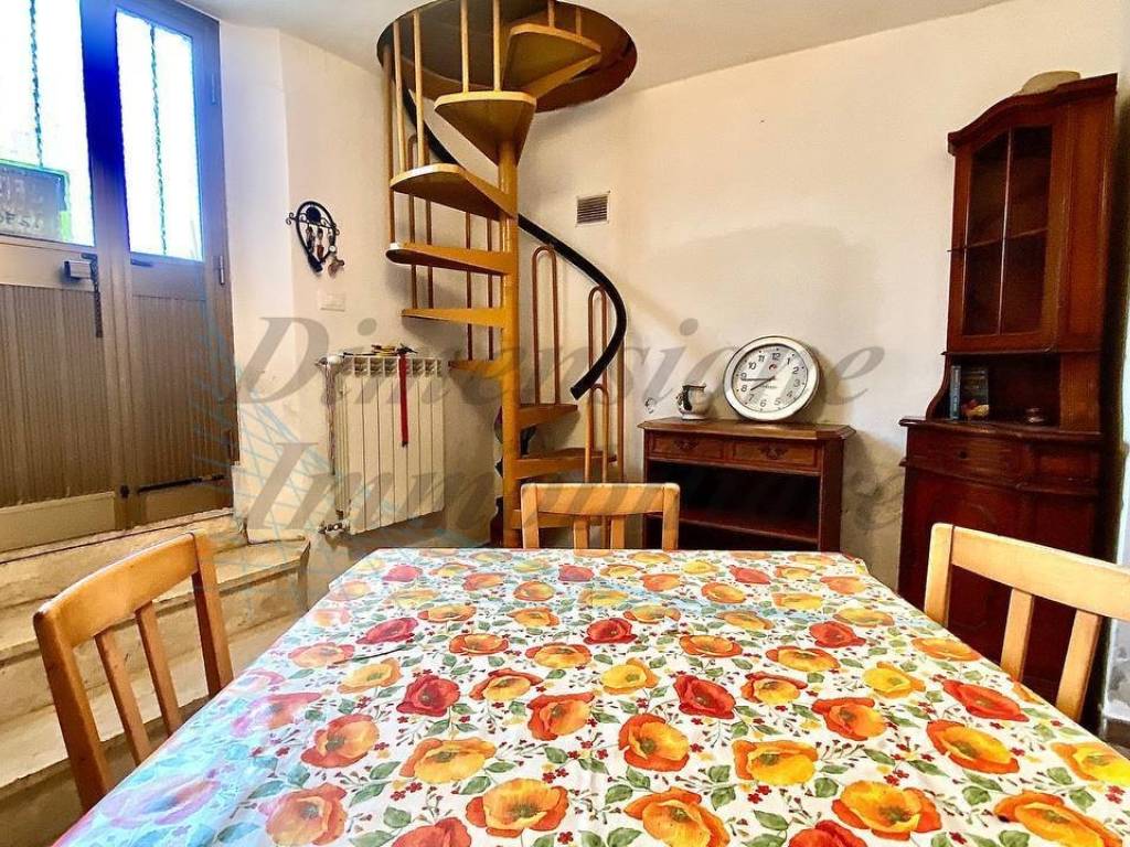 Appartamento a Rosignano marittimo in Piazza Giuseppe Garibaldi - Foto 5
