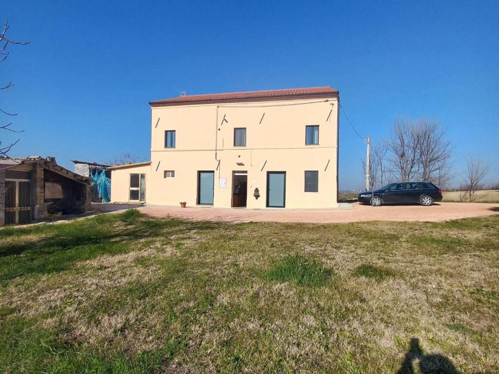 Casa indipendente a Montappone in via Sole - Foto 3