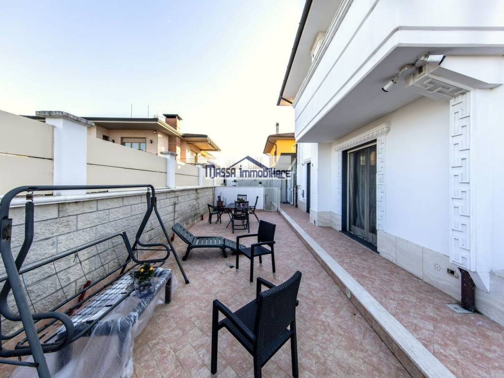 Villa a Ponte buggianese in Via Roma S.N.C. - Foto 3