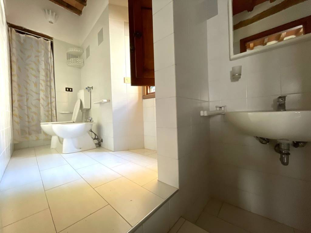 Villa a Buggiano in Piazza Mercato Dei Foraggi S.N.C. - Foto 5
