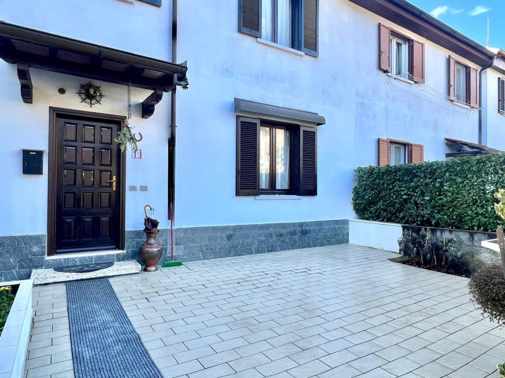 Casa indipendente a Verbania in Via alla Cartiera, 31 - Foto 2
