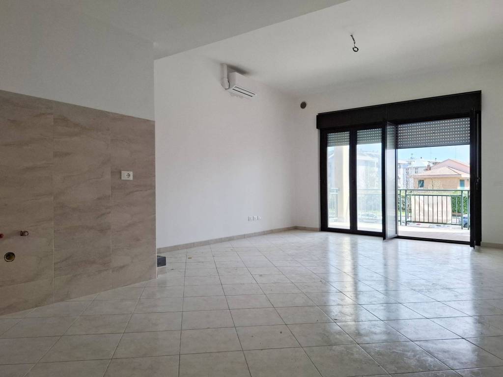 Appartamento a Latina in Largo Agostino Steffani - Foto 3