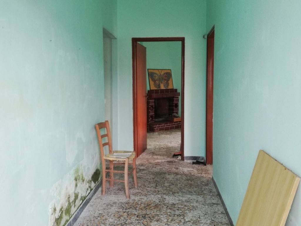 Villa a Caiazzo in Via Caduti sul Lavoro, 2 - Foto 2