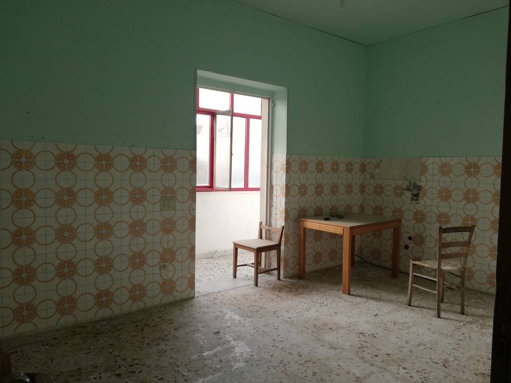 Villa a Caiazzo in Via Caduti sul Lavoro, 2 - Foto 3