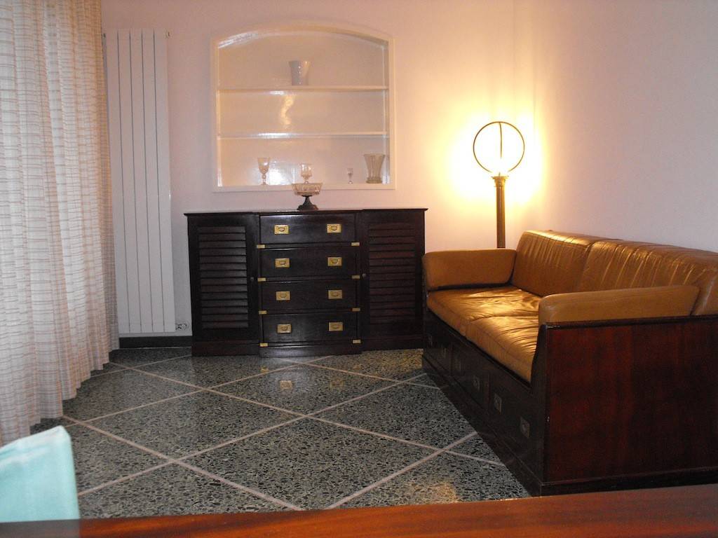 Appartamento a Spotorno in Via Berninzoni - Foto 2