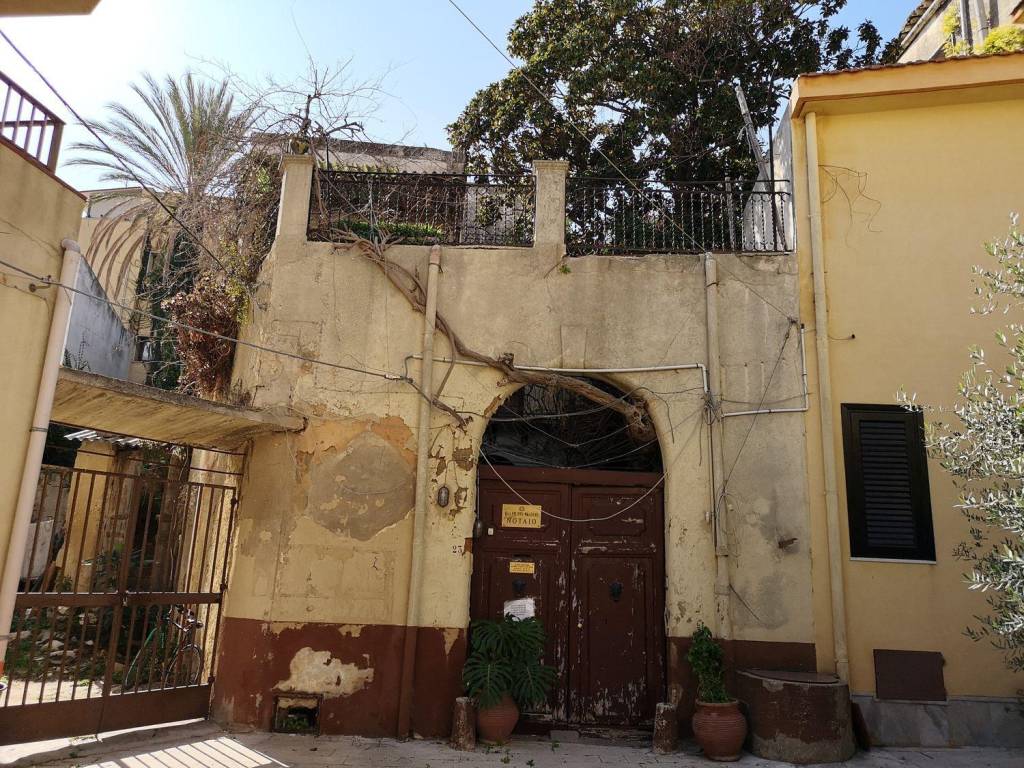 Palazzo / stabile a Menfi in Via Roma, 128 - Foto 2