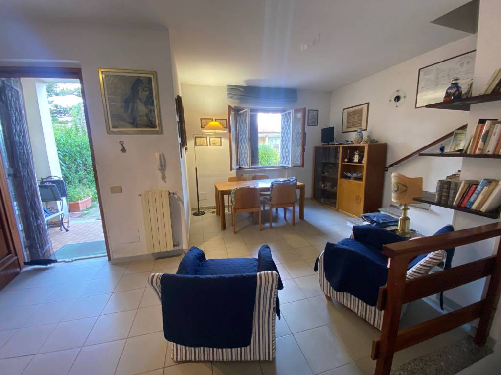 Villa a Sabaudia in Corso Vittorio Emanuele III, 160 - Foto 3
