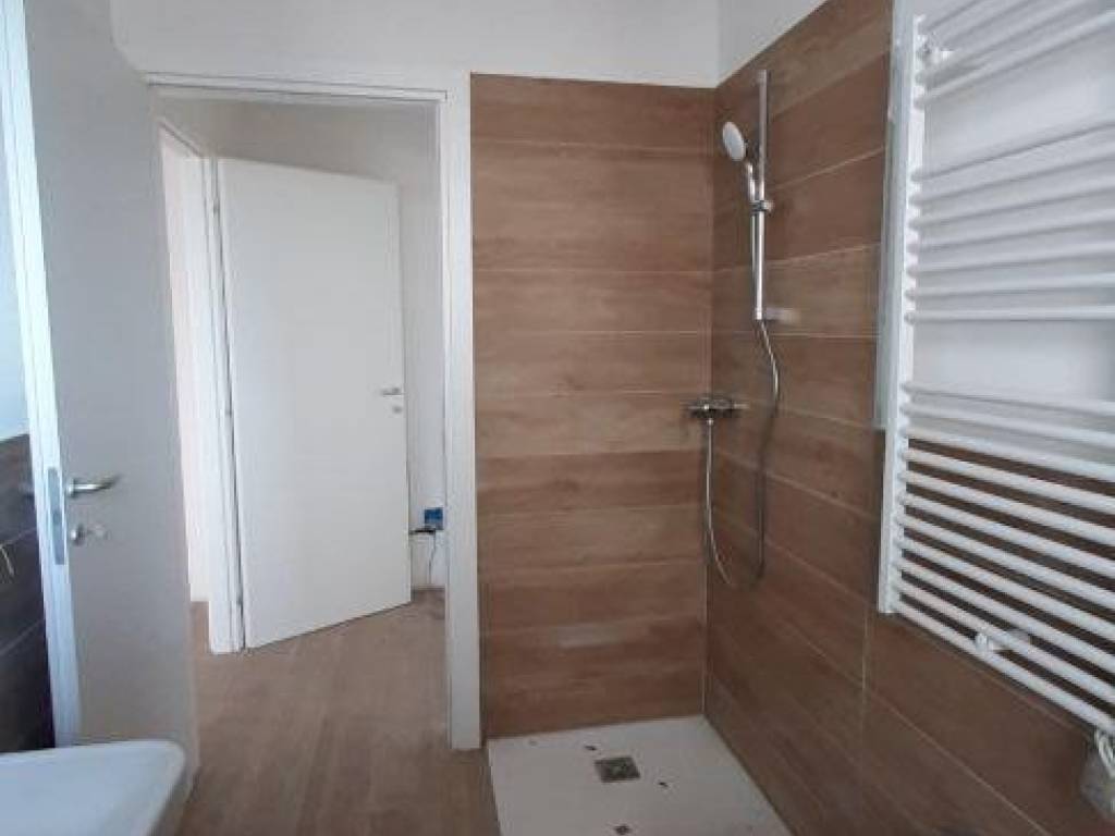 Appartamento a Isola della scala in Via Verona - Foto 2