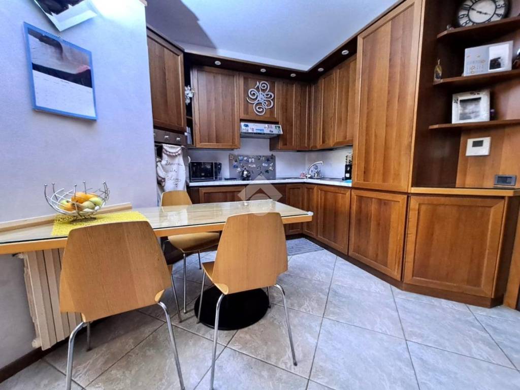 Appartamento a Concorezzo in Via A. Volta, 71 - Foto 5