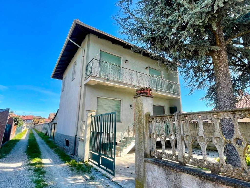 Villa a Saluggia in Via Maestra Maria Donato, 19 - Foto 3
