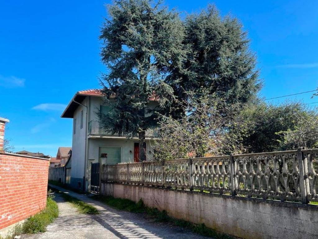 Villa a Saluggia in Via Maestra Maria Donato, 19 - Foto 4