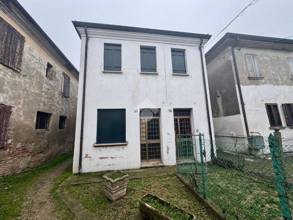 Casa indipendente a Guarda veneta in Via XXV Aprile, 77 - Foto 2